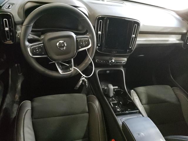 2022 VOLVO XC40 T5 R- - YV4162UM2N2757728