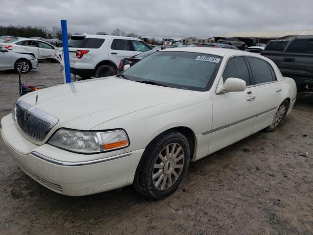 2006 Lincoln Town Car Signature