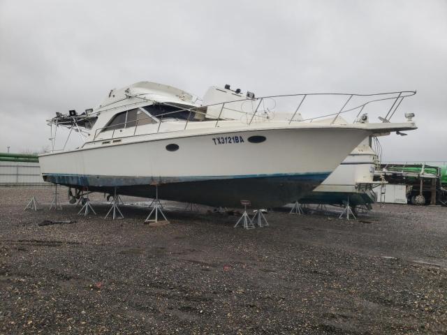 Botes con título limpio a la venta en subasta: 1992 Boat Marine Lot