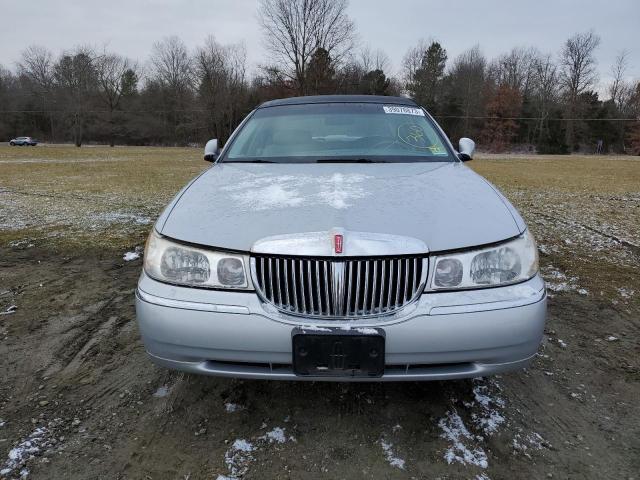 1LNHM81W7YY903280 Lincoln TOWNCAR