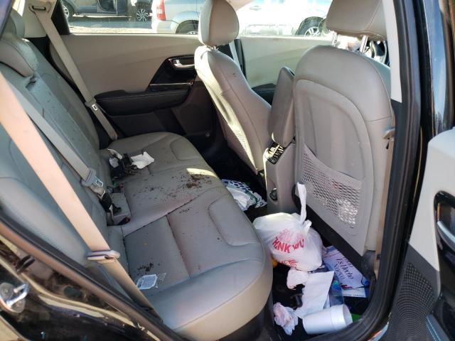 KNDCE3LC2K5263960 KIA Niro Touring