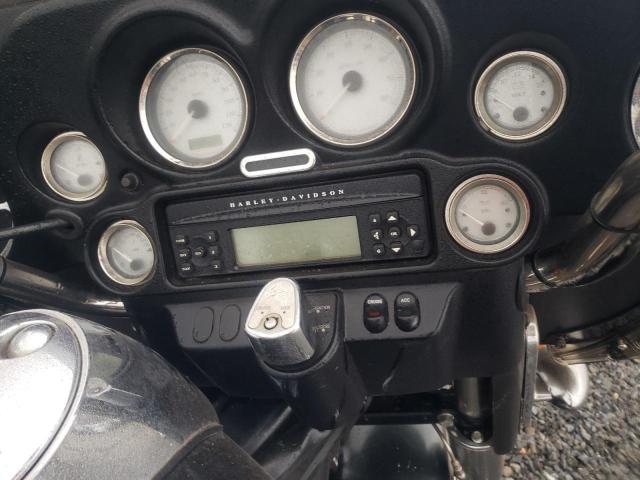 2009 HARLEY-DAVIDSON FLHX - 1HD1KB4109Y651915