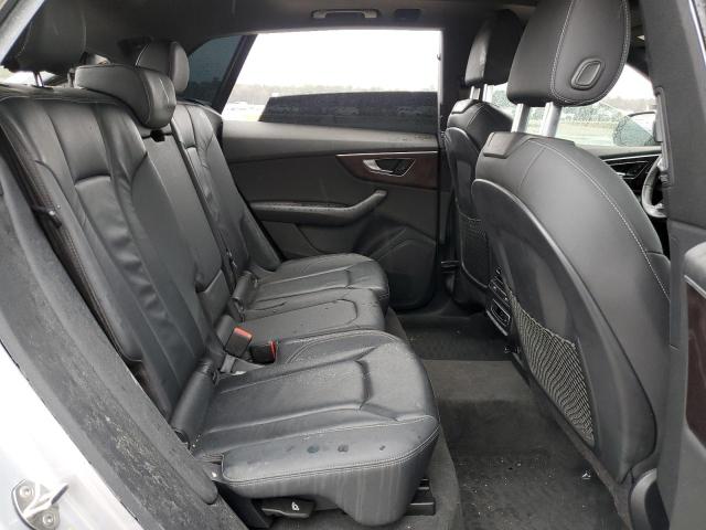 2019 AUDI Q8 PREMIUM WA1AVAF1XKD017065