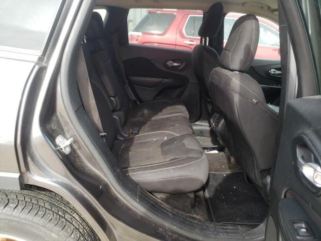 1C4PJLCB3FW628876 Jeep Cherokee Latitude