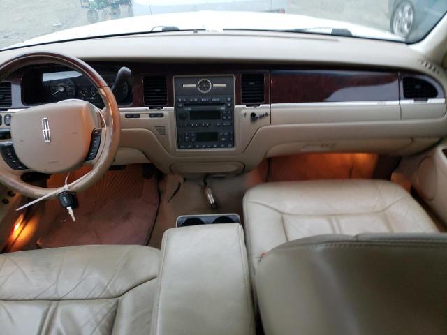 1LNHM82V76Y624396 Lincoln TOWNCAR