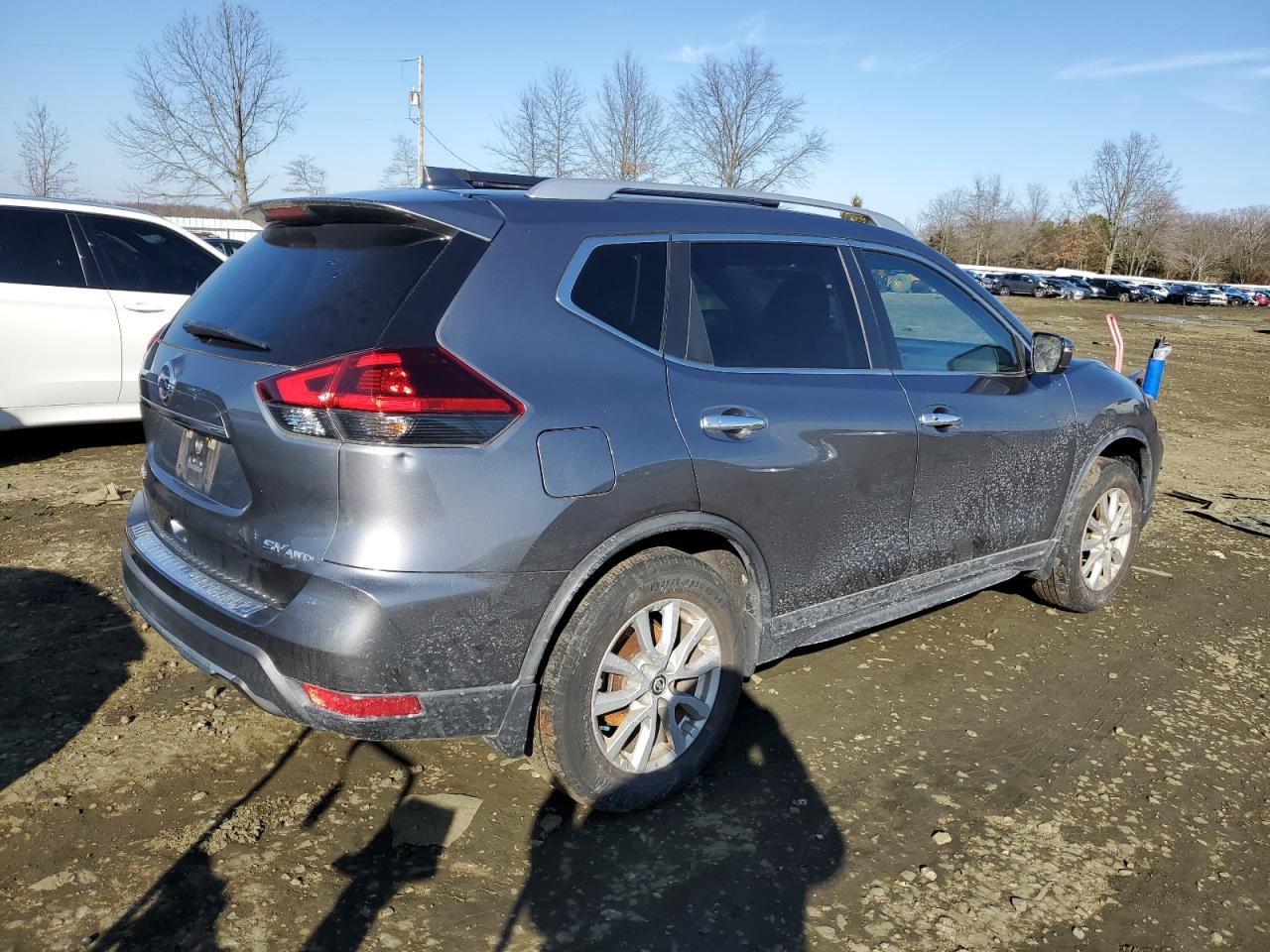 2018 Nissan Rogue S VIN: KNMAT2MV7JP618275 Lot: 49137124