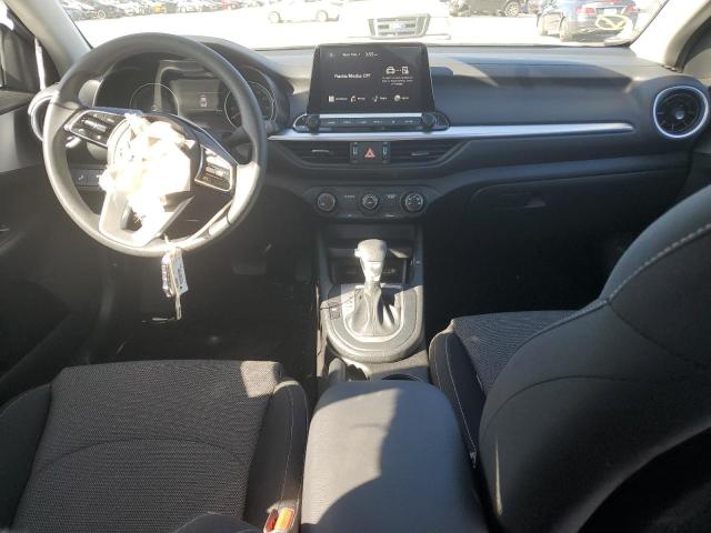 3KPF24AD1PE563055 KIA FORTE LX