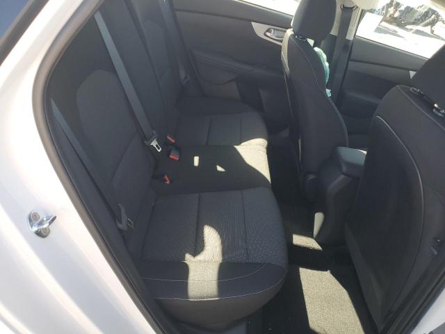 3KPF24AD1PE563055 KIA FORTE LX