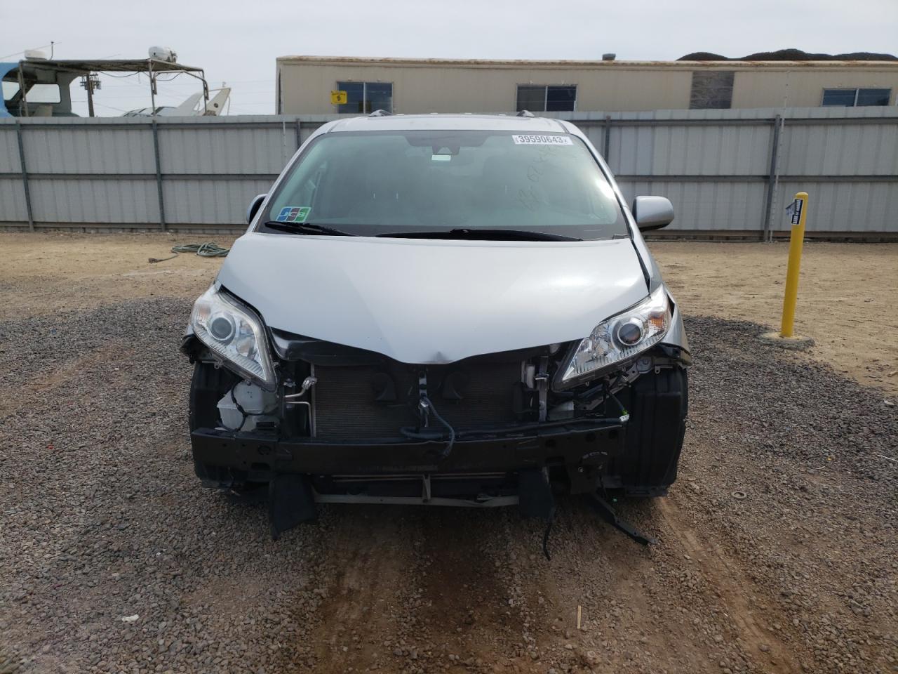 5TDYZ3DC5LS043720 2020 Toyota Sienna Xle