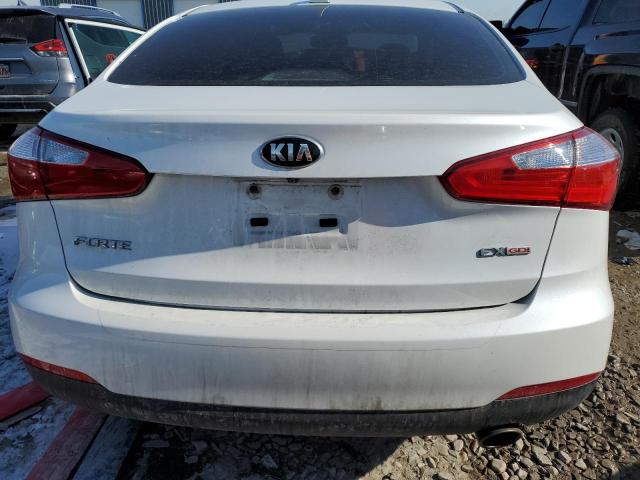 KNAFZ4A84G5615902 KIA FORTE EX