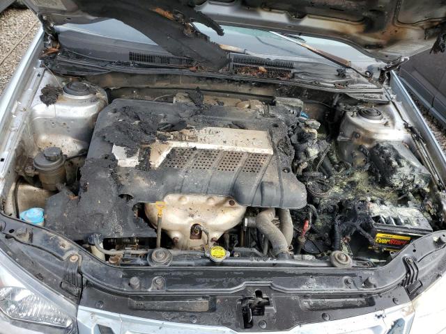 KNAFE121045028975 KIA SPECTRA LX