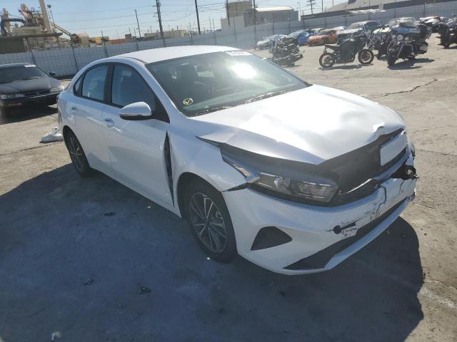 3KPF24AD1PE563055 KIA FORTE LX
