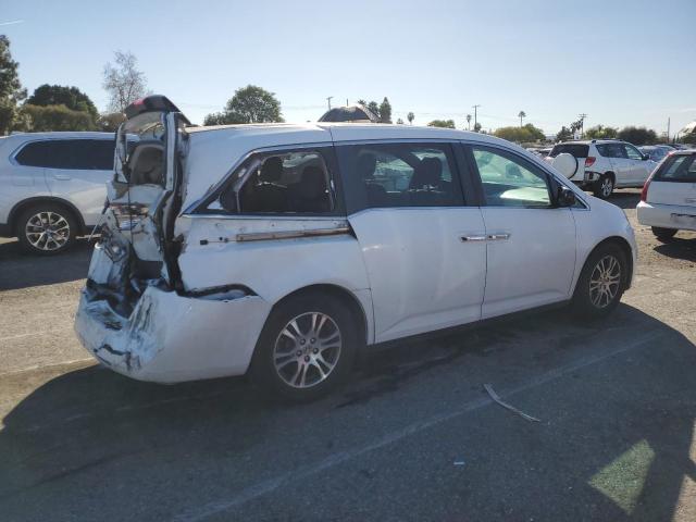 VIN 5FNRL5H6XDB058841 2013 HONDA ODYSSEY no.3