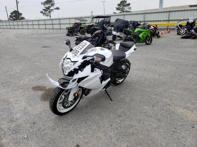 2019 SUZUKI GSX-R600 - JS1GN7FAXK7100121