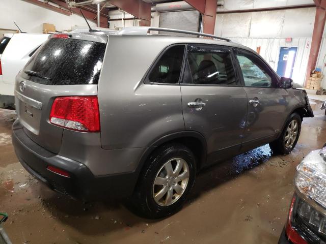 5XYKTDA18BG043433 KIA Sorento Base