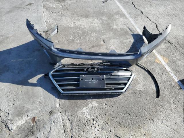 5NPD84LF9JH296965 Hyundai ELANTRA SEL