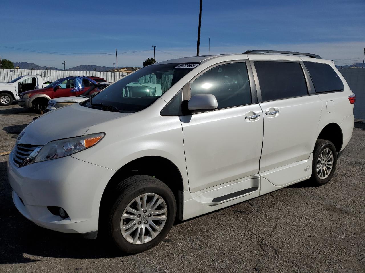 Toyota Sienna Купить В России