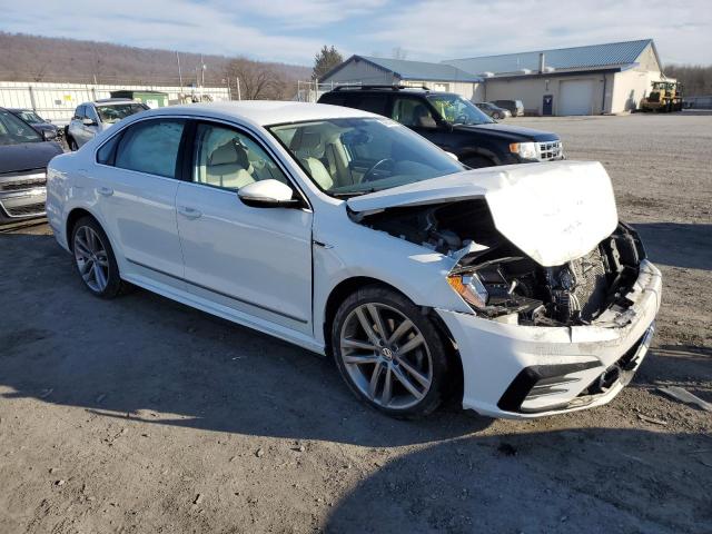 2017 VOLKSWAGEN PASSAT R-L - 1VWDT7A31HC044249