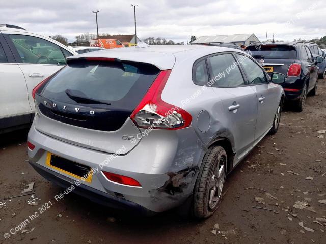 YV1MV8481E2153652 Volvo V40 Es D2