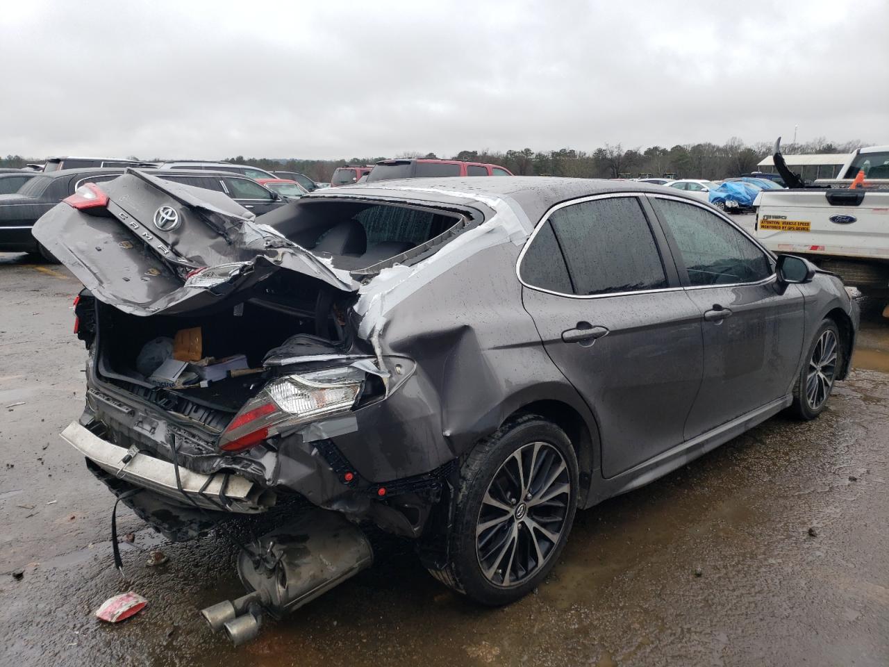 2018 Toyota Camry - Image 3