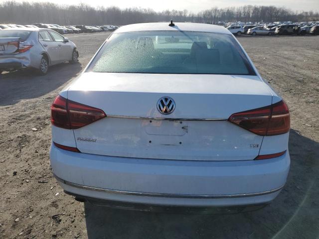 2017 VOLKSWAGEN PASSAT R-L - 1VWDT7A31HC044249