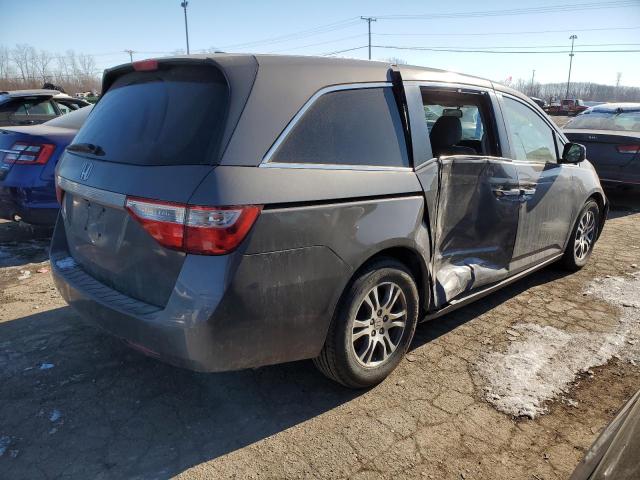 VIN 5FNRL5H61DB035268 2013 HONDA ODYSSEY no.3