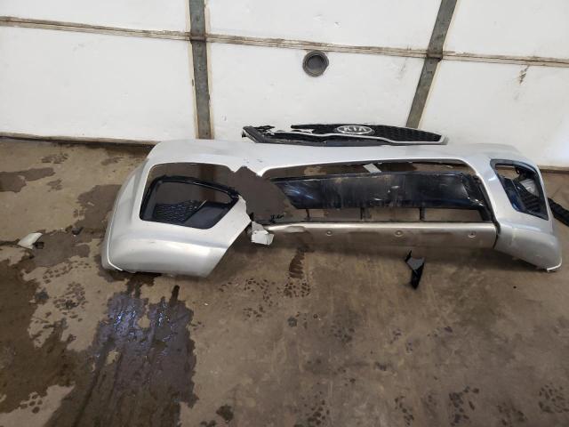 5XYKWDA22BG107286 KIA SORENTO SX