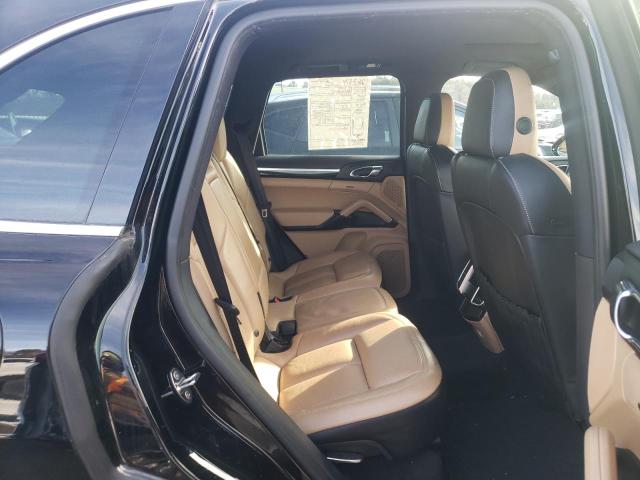 2016 PORSCHE CAYENNE - WP1AA2A27GLA10030