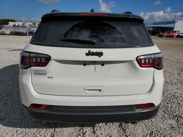 3C4NJCBB2KT655091 Jeep Compass
