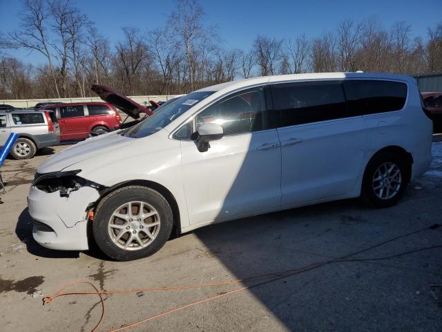 Lot #2445673383 2017 CHRYSLER PACIFICA L salvage car