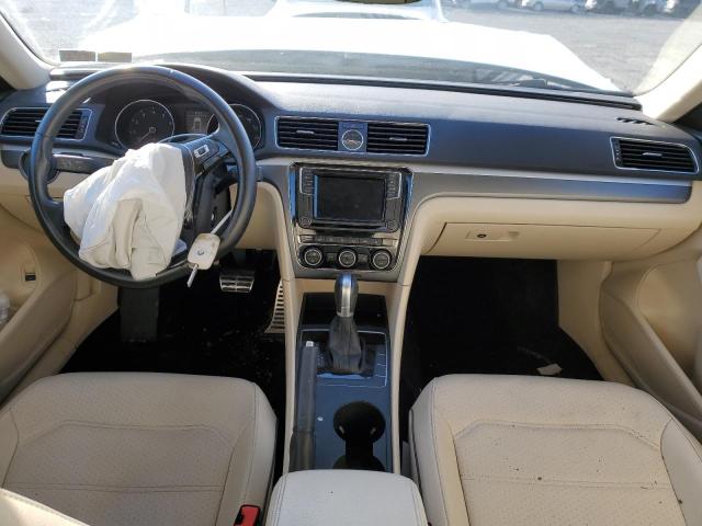 2017 VOLKSWAGEN PASSAT R-L - 1VWDT7A31HC044249