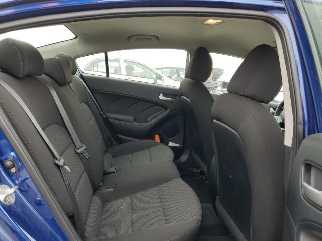 3KPFK4A72JE258813 KIA FORTE LX