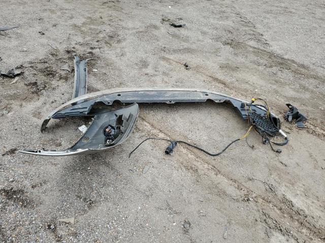 YV1BW982181035972 Volvo V70