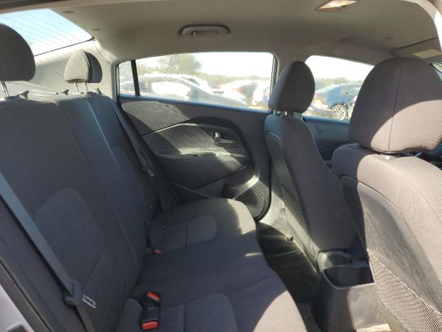 KNADM4A36H6072235 KIA Rio