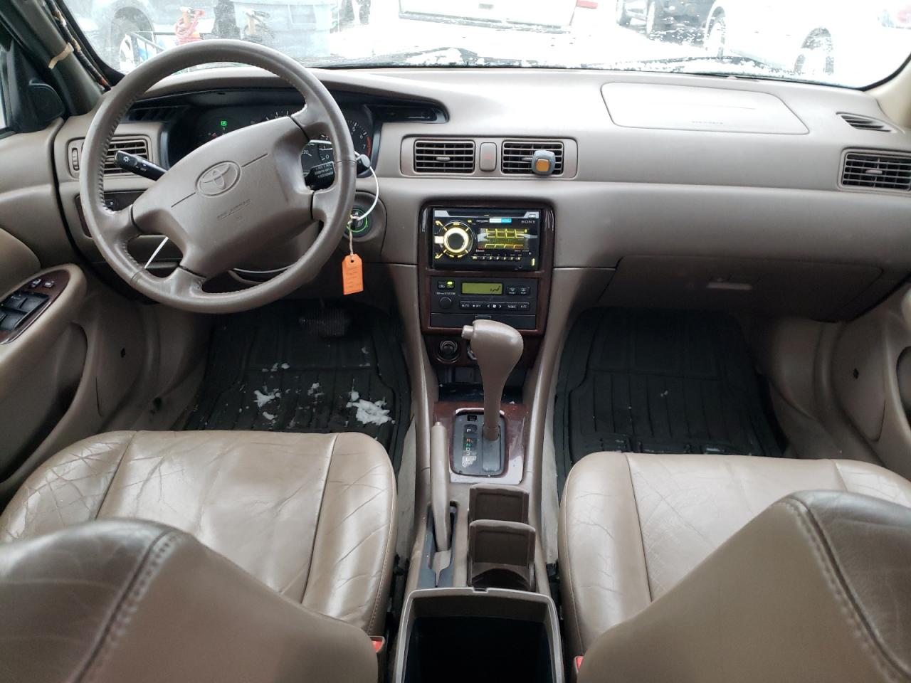 2000 Toyota Camry Ce VIN: JT2BF22K2Y0271275 Lot: 39204923