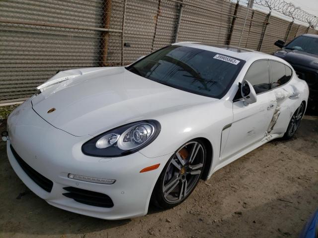 2016 Porsche Panamera 