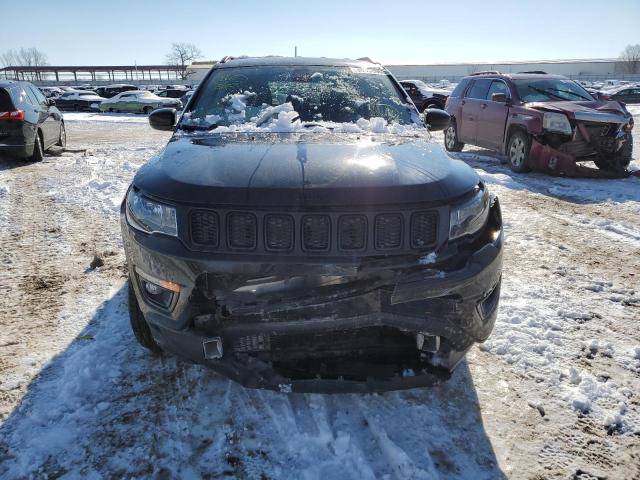 3C4NJDBB9JT432986 Jeep Compass Latitude