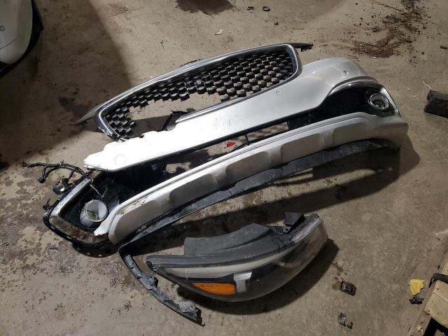 KNDME5C14F6017670 KIA Sedona Sxl