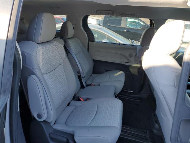 2022 TOYOTA SIENNA LE - 5TDKRKEC8NS087258