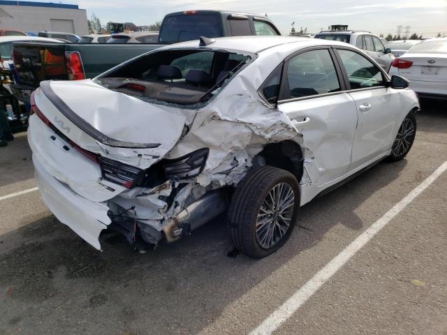 3KPF54AD2PE541220 KIA Forte Gt Line
