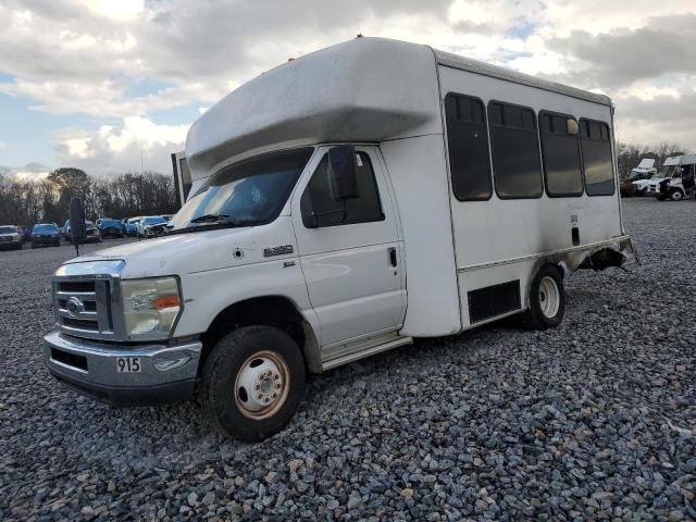 2009 Ford Econoline Cargo Van 