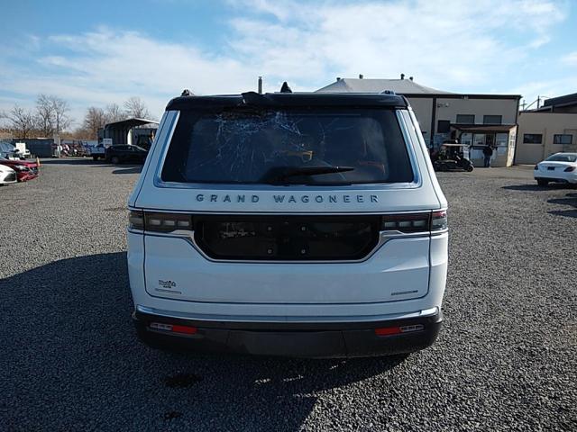 1C4SJVGJ8NS110842 Jeep Grand Wagoneer Series Iii