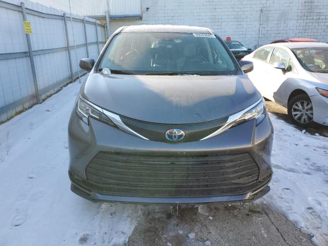 2022 TOYOTA SIENNA LE - 5TDKRKEC8NS087258