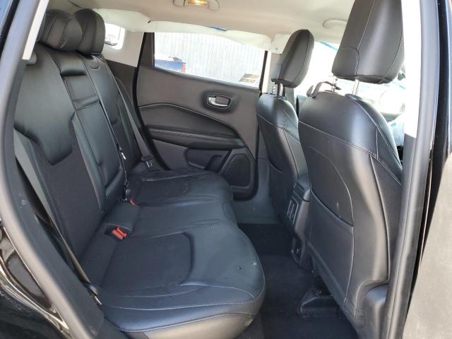 3C4NJDBB9JT432986 Jeep Compass Latitude