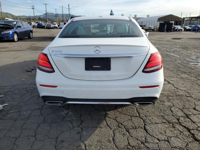 2017 MERCEDES-BENZ E 300 - WDDZF4JB2HA095198