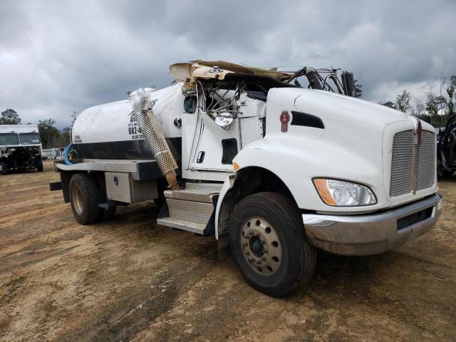 Salvage cars for sale from Copart Midway, FL: 2022 Kenworth Construction T270