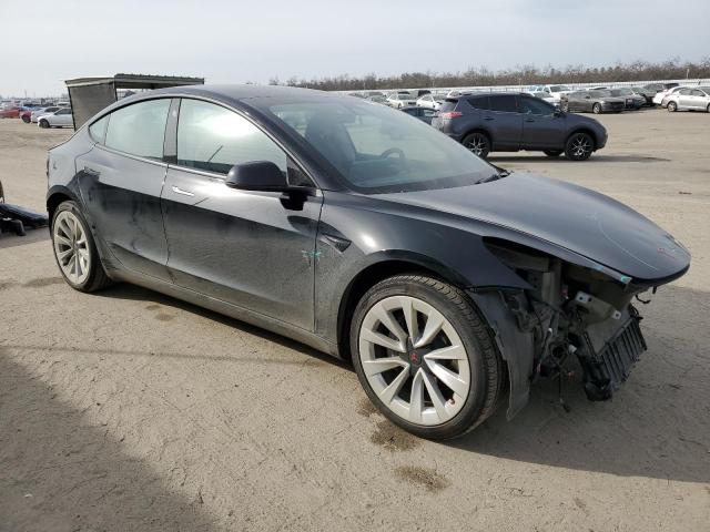 5YJ3E1EB3NF253918 Tesla MODEL 3