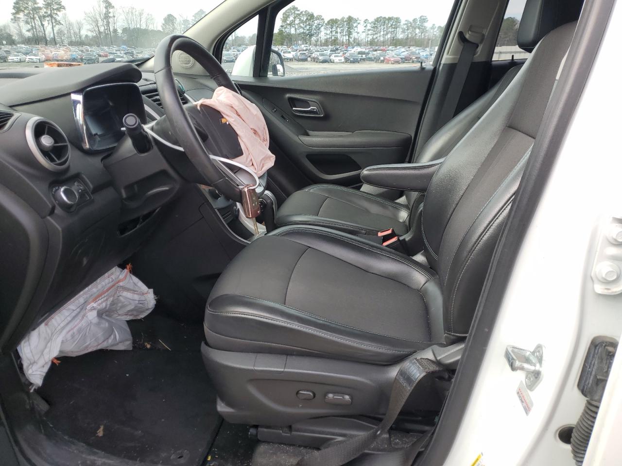 KL7CJPSBXGB614681 CHEVROLET TRAX 2016