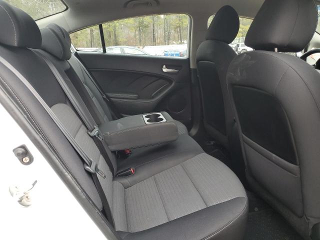 3KPFL4A70JE173160 KIA Forte