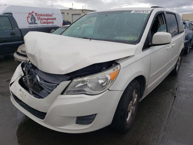 2011 Volkswagen Routan SE